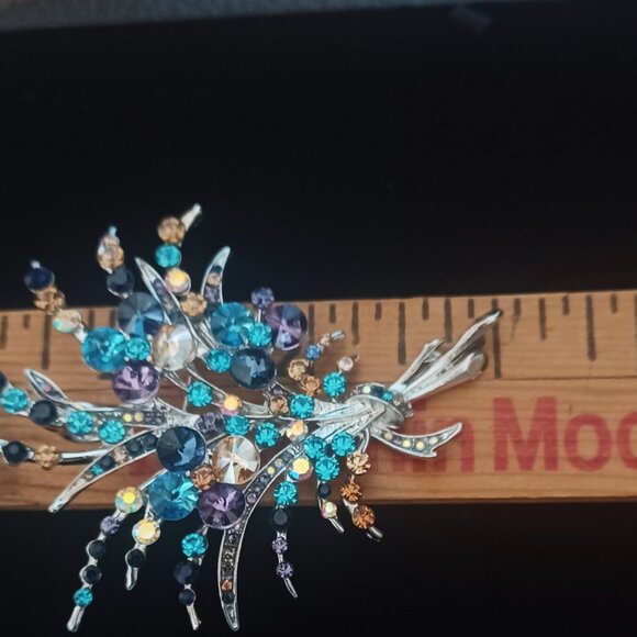 Gorgeous Multi Colored Rhinestone Brooch 3 Inches Long - Picture 3 of 4